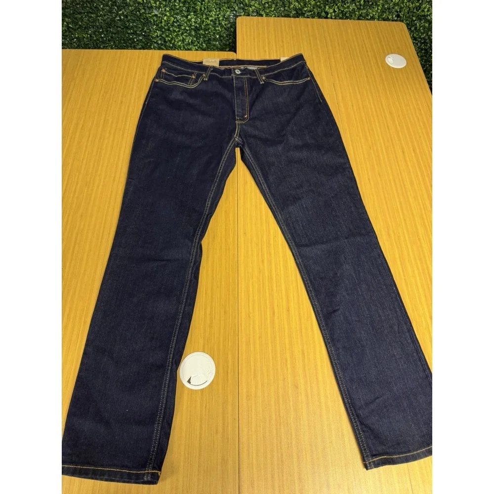 Levis levi men